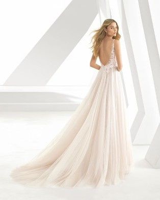 14 vestidos de novia color blush 5