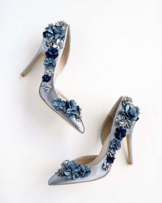 Tu "algo azul" : zapatos de novia 7