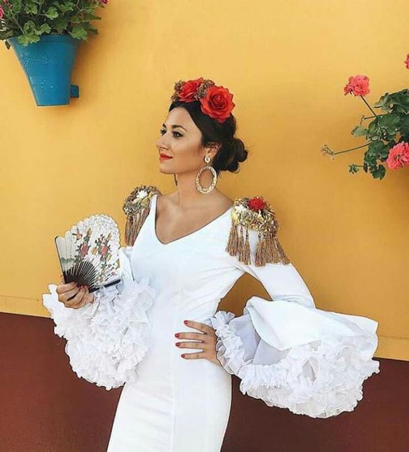 Vestidos de novia con detalles en los hombros 1