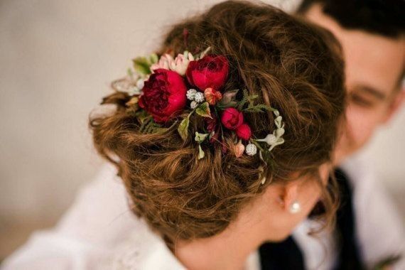 💞Agrega rojo a tu peinado💞 16