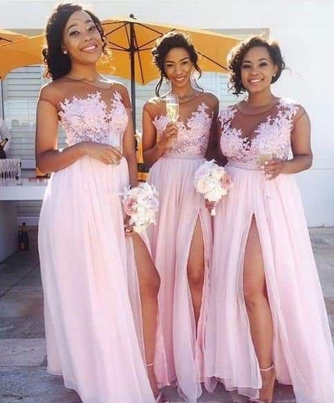 Damas en tonos rosas💕 23