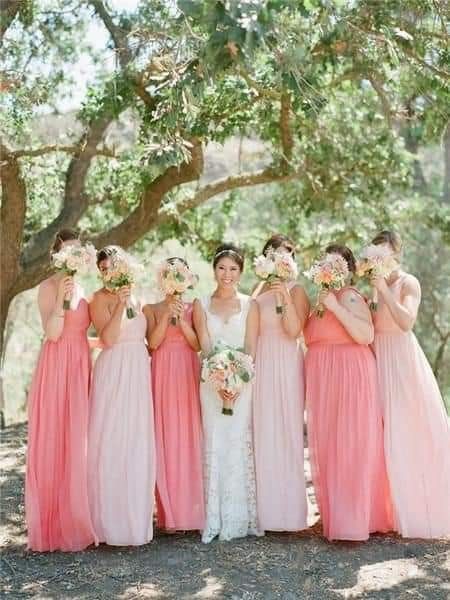 Damas en tonos rosas💕 28
