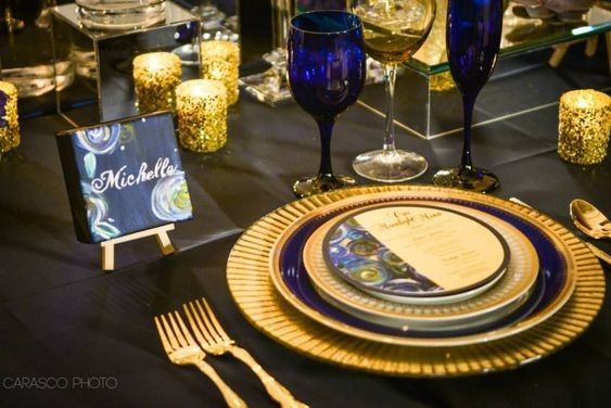 Boda inspirada en la obra de arte "noche estrellada" de Van Gogh 8