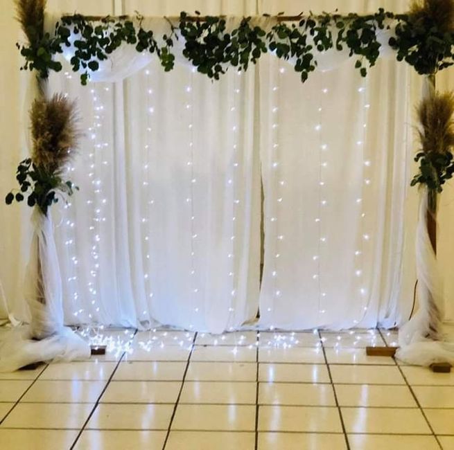 ¿Qué color elegiste para decorar tu boda? ❤️ 32