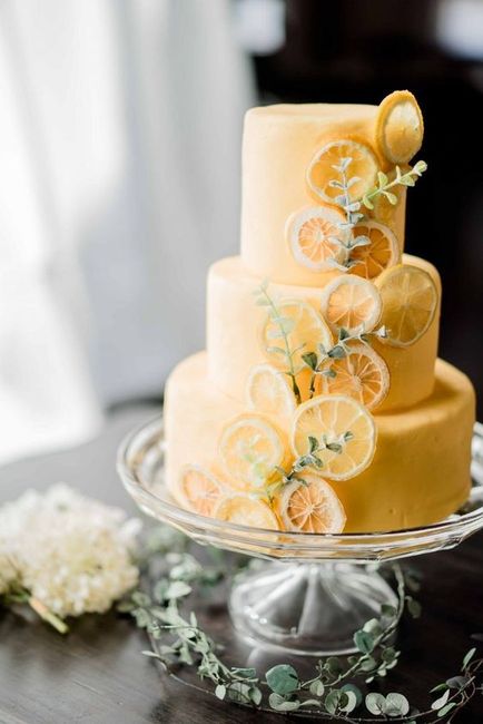 Colores: Pasteles de boda para verano en color amarillo. 12