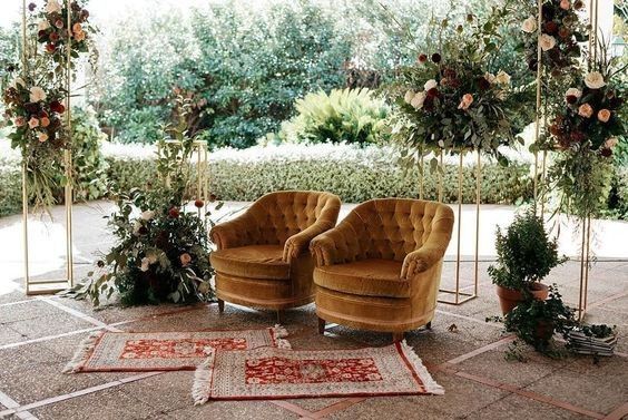 Colores: Detalles de terciopelo amarillo en tu boda 2