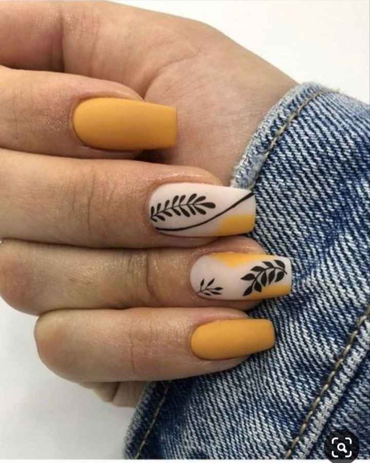 Colores: uñas color amarillo para tu día b - 4
