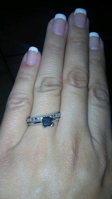 Presuman su anillo - 1