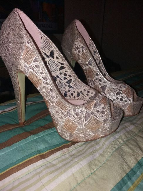 Vestido de civil y zapatos ya están ¡¡¡¡ - 2