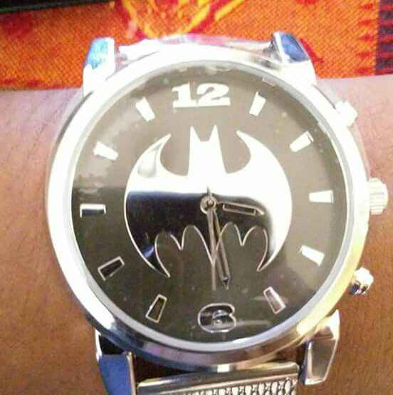 Por fin le di su esperado reloj - 1