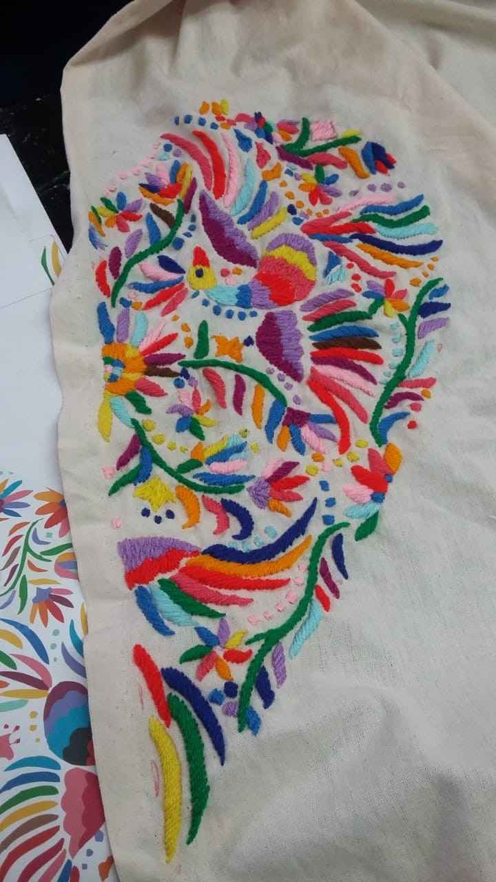 MITAD DE CORAZÓN