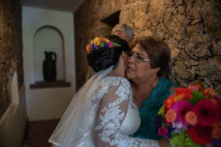 Sesión de fotos minutos antes de la boda - 18