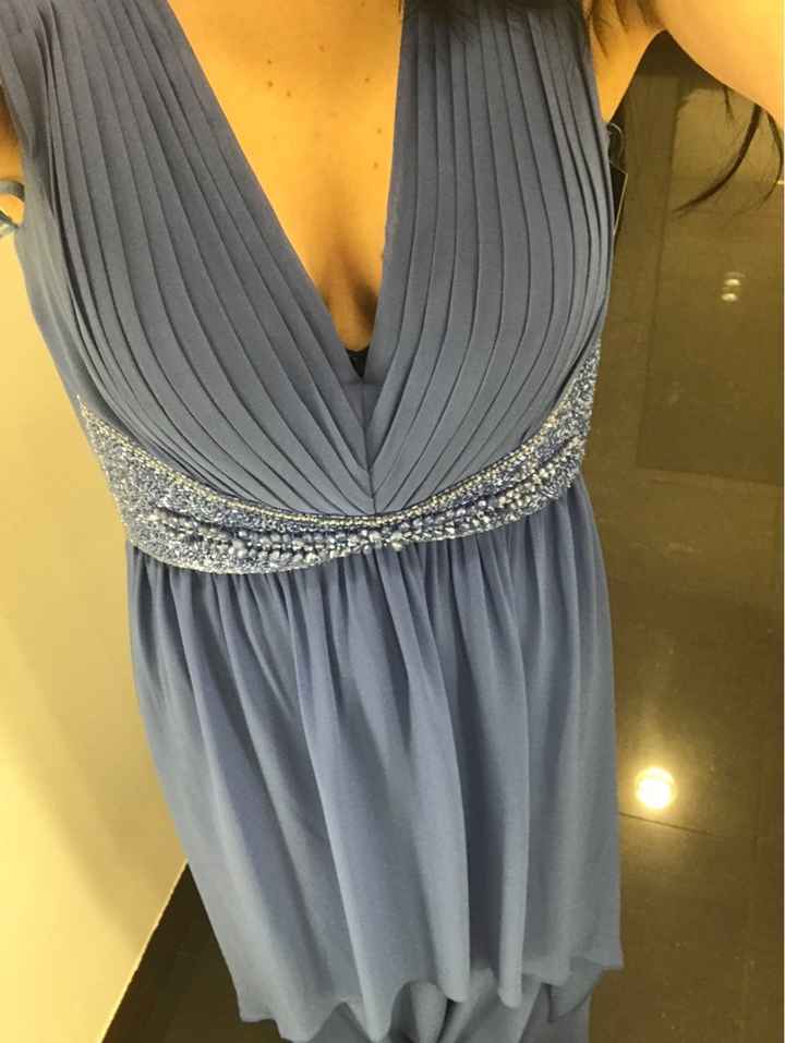 Que opinan del color del vestido de mis damas ? y el diseño - 2