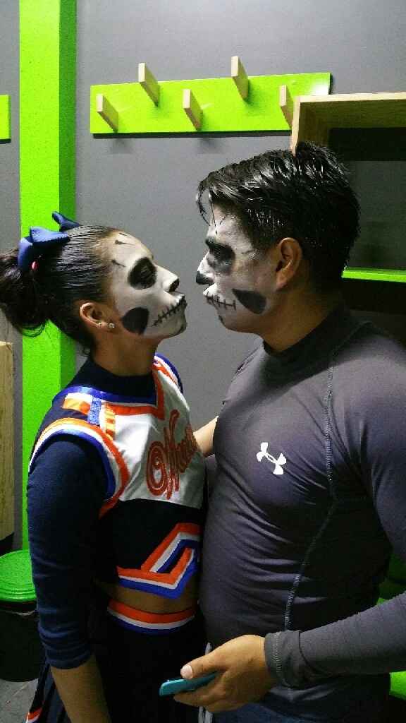 última selfie de novios dia de muertos - 1