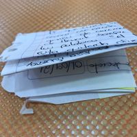 🍩 ¿Quién suele hacer más detalles? - 1