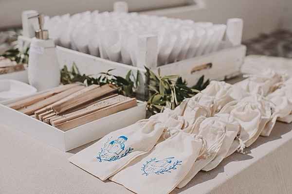 Abanicos y almendras confitadas