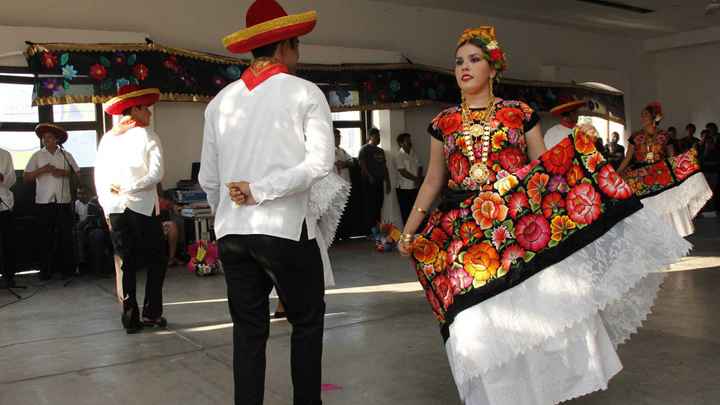 Traje Regional de Oaxaca (Mi FM es de ahi)