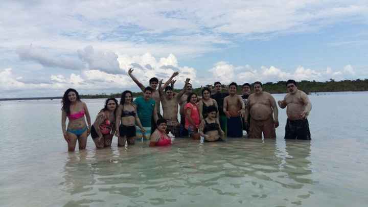 Tour en lancha (Te llevan a bañarte de azufre y esta dentro de la laguna) 