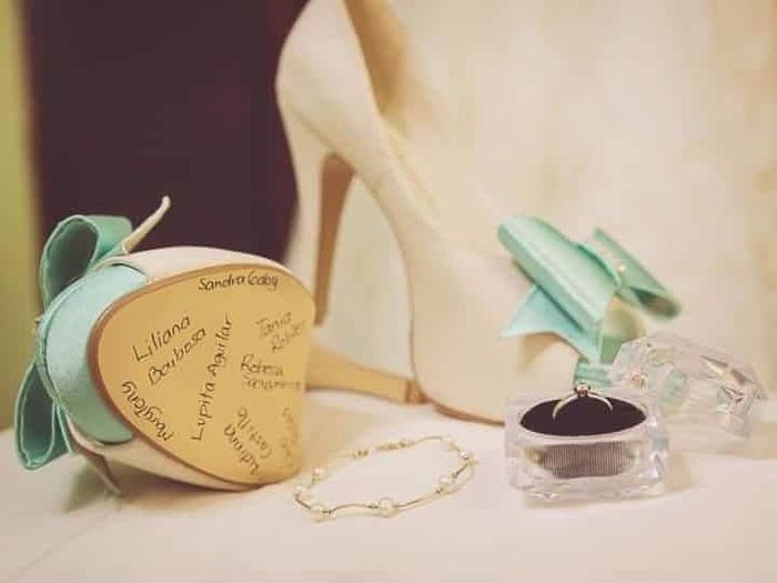 ¿por qué se pintan los zapatos de la Novia? - 1