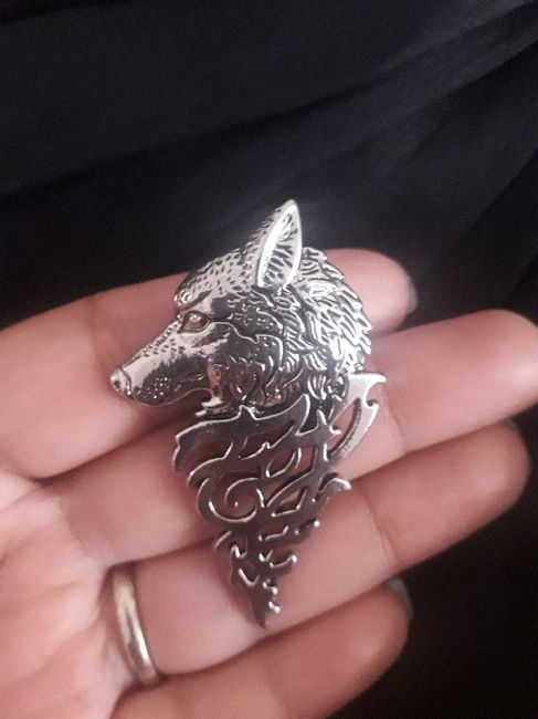 Llegaron buotonniere y mancuernillas estilo Game of Thrones de Alliexpress - 2