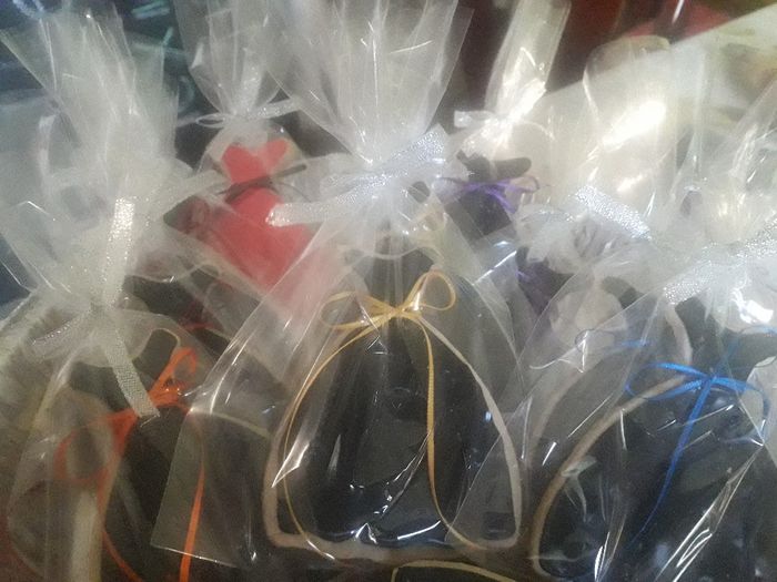 Pedida de damas y sorteo zapatillas arcoiris - 1