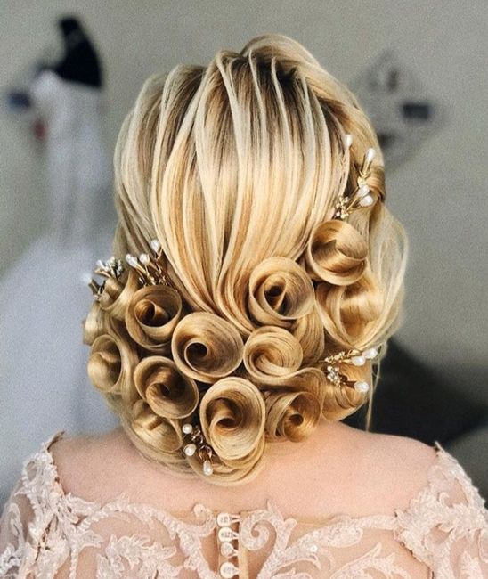 Peinados en forma de flores 🌼 1