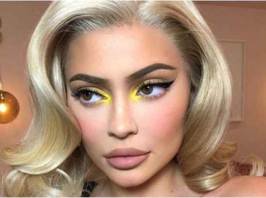 Maquillajes con tono amarillo - 12
