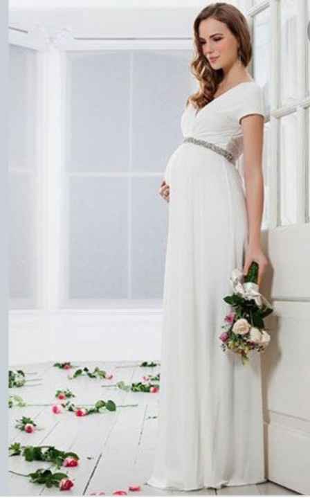 Tips para elegir el vestido estando embarazada 🤰 - 1