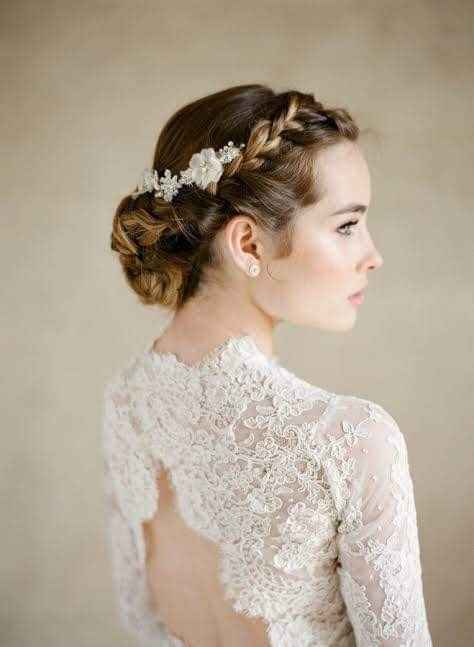 Peinado de Recogido Romano - 2