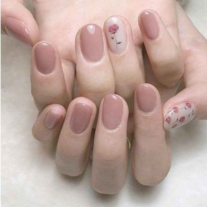 5 tonos de uñas para novias 💅 - 1