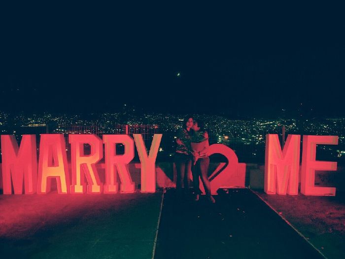 ¿Cómo te pidió que te casaras con él? - 1