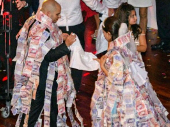 Baile del billete o sobre? 8