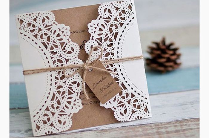 Con Yute,mecate y blondas.ideas Diy.hacer tus banderines, invitaciones,sillas y más,decoración rústica Vintage. 13
