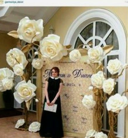 Flores gigantes decorativas en tu boda.así lucen en silla y cortina y así se hacen (diy) 27