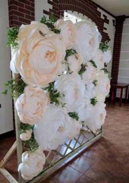 Flores gigantes decorativas en tu boda.así lucen en silla y cortina y así se hacen (diy) 28