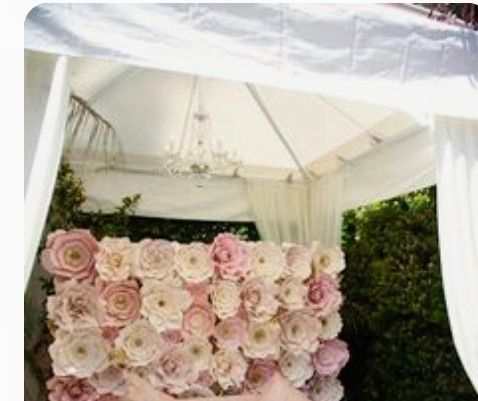 Flores gigantes decorativas en tu boda.así lucen en silla y cortina y así se hacen (diy) 33