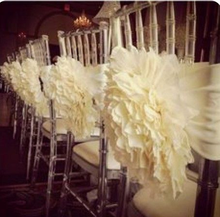 Flores gigantes decorativas en tu boda.así lucen en silla y cortina y así se hacen (diy) 34