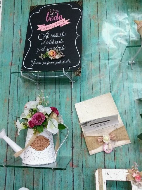 Con Yute,mecate y blondas.ideas Diy.hacer tus banderines, invitaciones,sillas y más,decoración rústica Vintage. 31