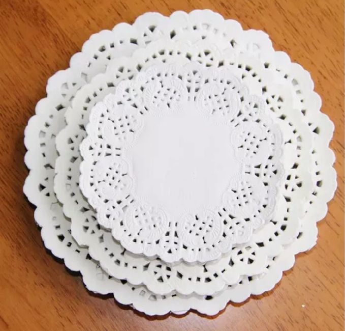 Flores con blondas hechas por tí (diy) 6