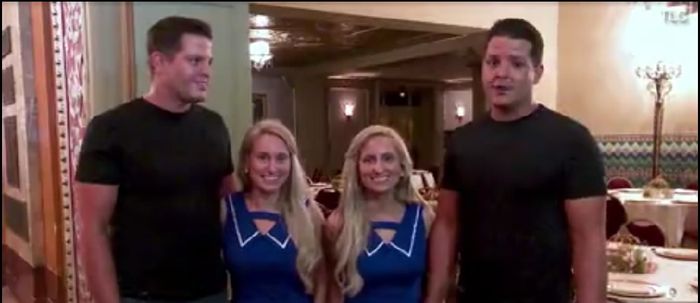 Hermanas gemelas se casan con gemelos idénticos - 13