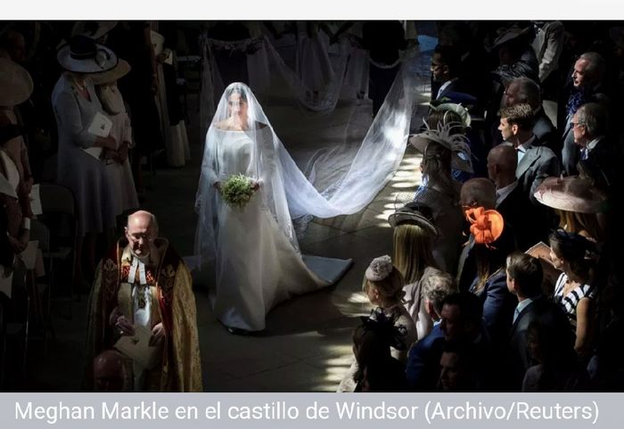 El principe Harry y Meghan Markley exhiben sus trajes de boda - 6