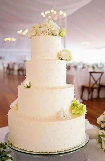 Pasteles blancos para bodas. Combinados en colores o blanco puro! 7