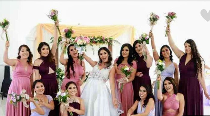 Color de los vestidos de damas 2