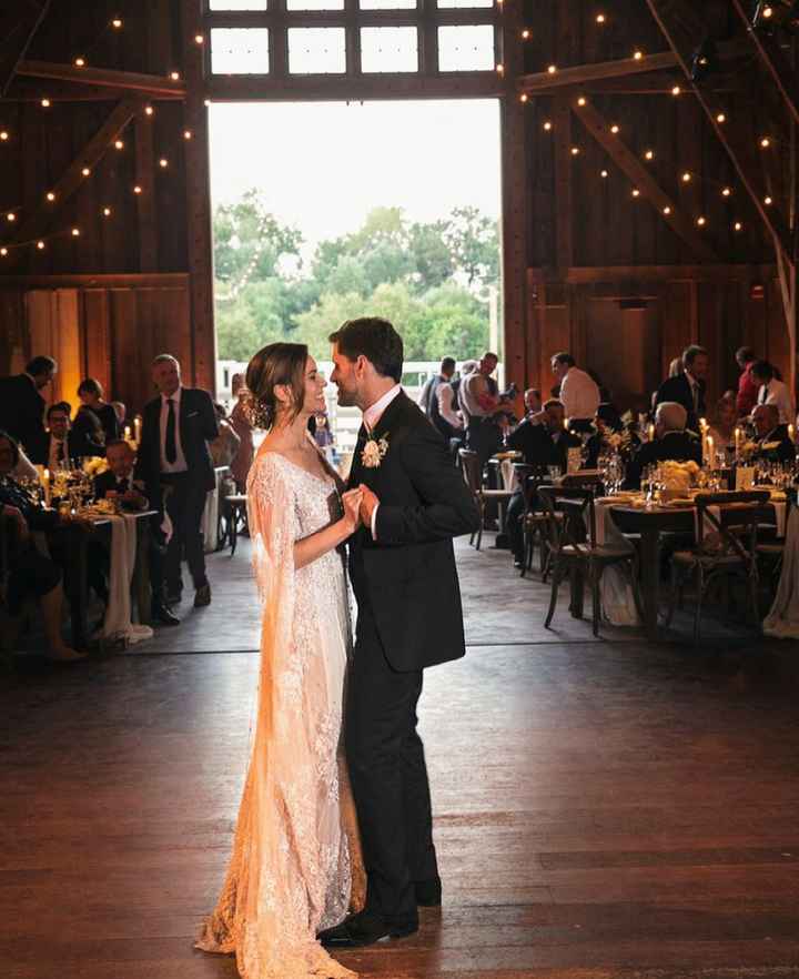 Boda de Actriz Hilary Swank se casó en el bosque 💒 - 13