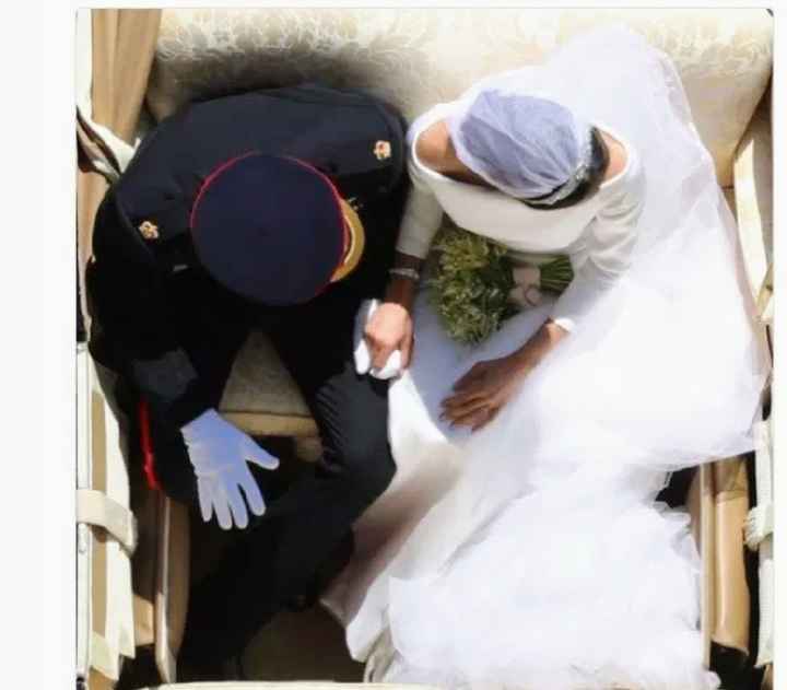 El principe Harry y Meghan Markley exhiben sus trajes de boda - 3