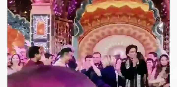 Boda Indú.la hija del hombre más rico de la India - 12