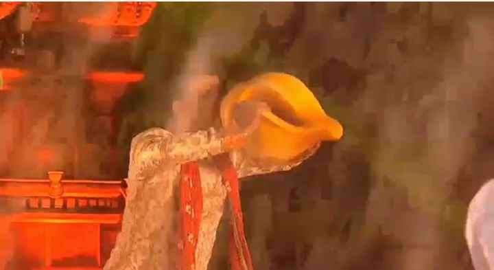 Boda Indú.la hija del hombre más rico de la India - 17