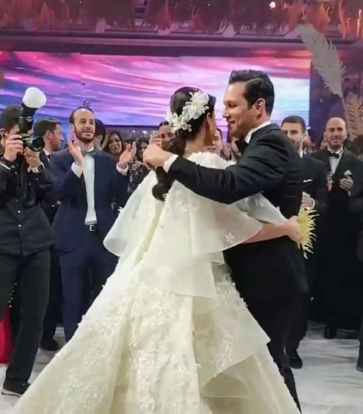 Ella lució hermoso vestido de novia princesa de cuento de hadas! - 8
