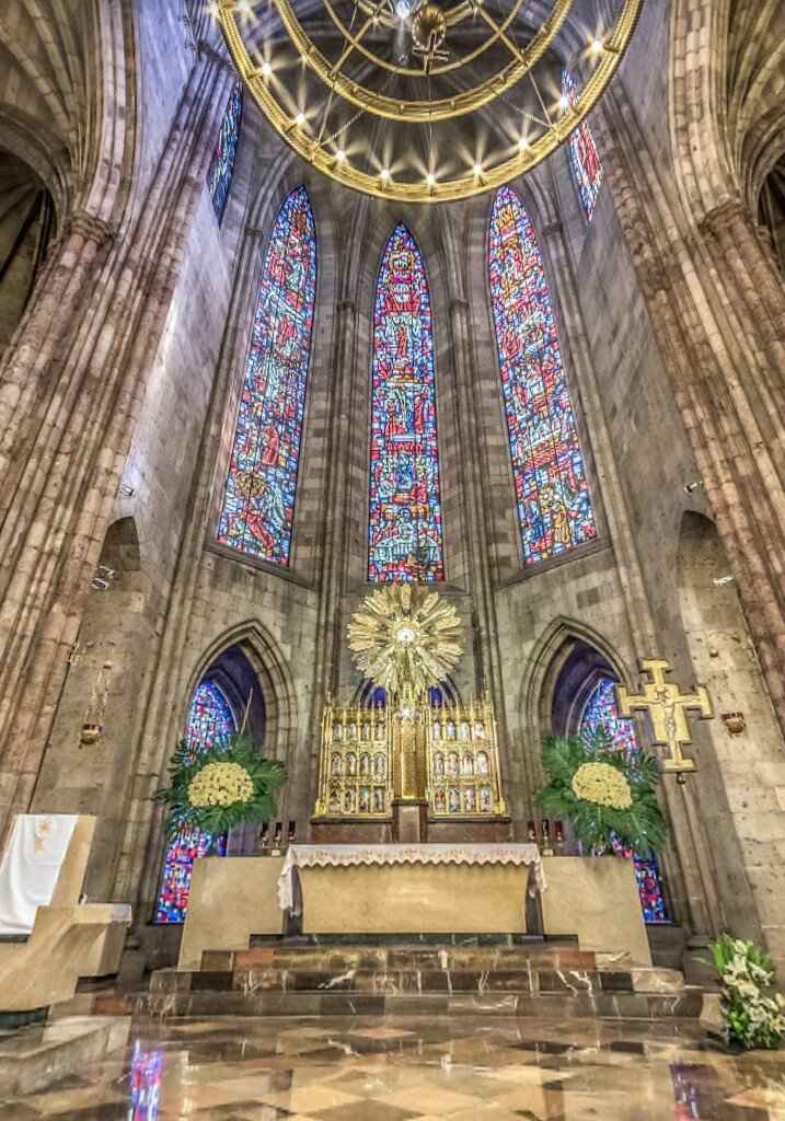 Alguien se caso o se casara en el expiatorio de guadalajara jalisco? - 1