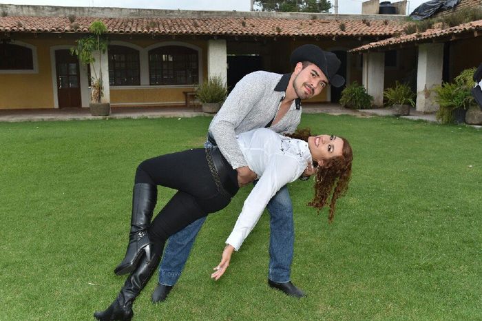 Outfits en pareja color azul 20